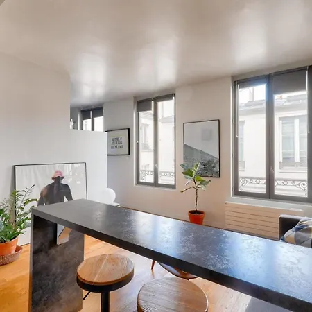 Appartamento Cozy For 2 In Republique - 3 Parigi